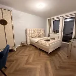Exclusive 2 Og 1 Mit Balkon In Lage! * Бремен
