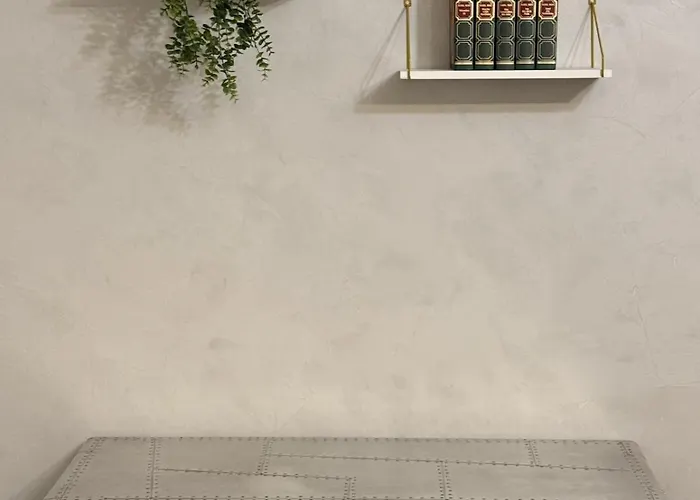 Exclusive 2 Og 1 Mit Balkon In Lage! *