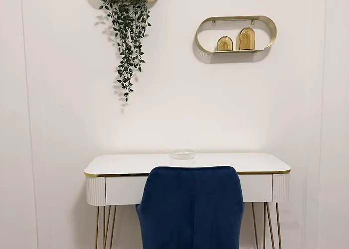 公寓 Exclusive 2 Og 1 Mit Balkon In Lage!